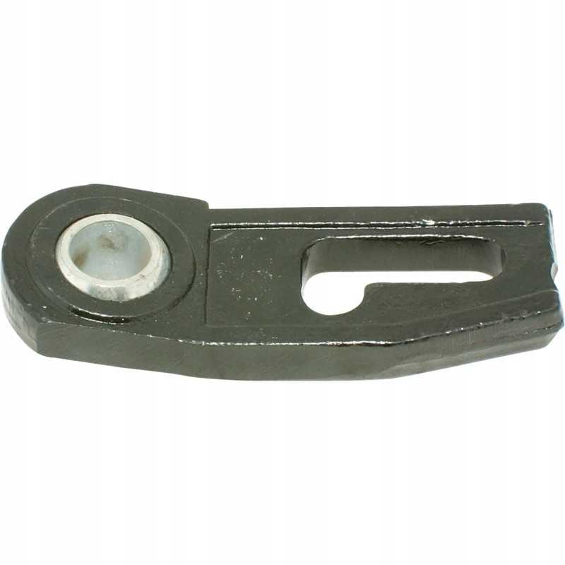 Ursus C 385 apatinės trauklės jungtis