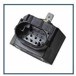 Dujų pedalo padėties jutiklis tas pats 270997400