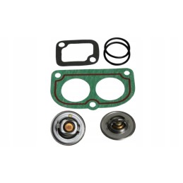 Sukomplektuotas termostatas su tarpikliais john deere ar48675