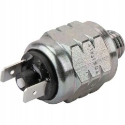 Vairo stiprintuvo jutiklis ant New Holland siurblio 47654155