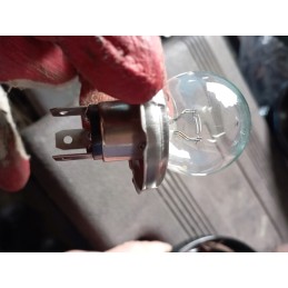 Priekiniai žibintai priekiniai dešinieji žibintai kairieji c 330 c 360