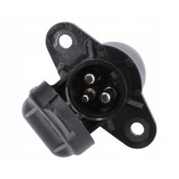 3 kontaktų vyriškas lizdas traktoriui, ekskavatoriui ir krautuvui