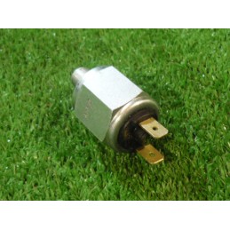 Alyvos slėgio jutiklis 186 15 3381386m1 mf massey