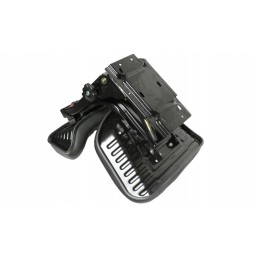 2 dalių juoda Zetor pakabos sėdynė