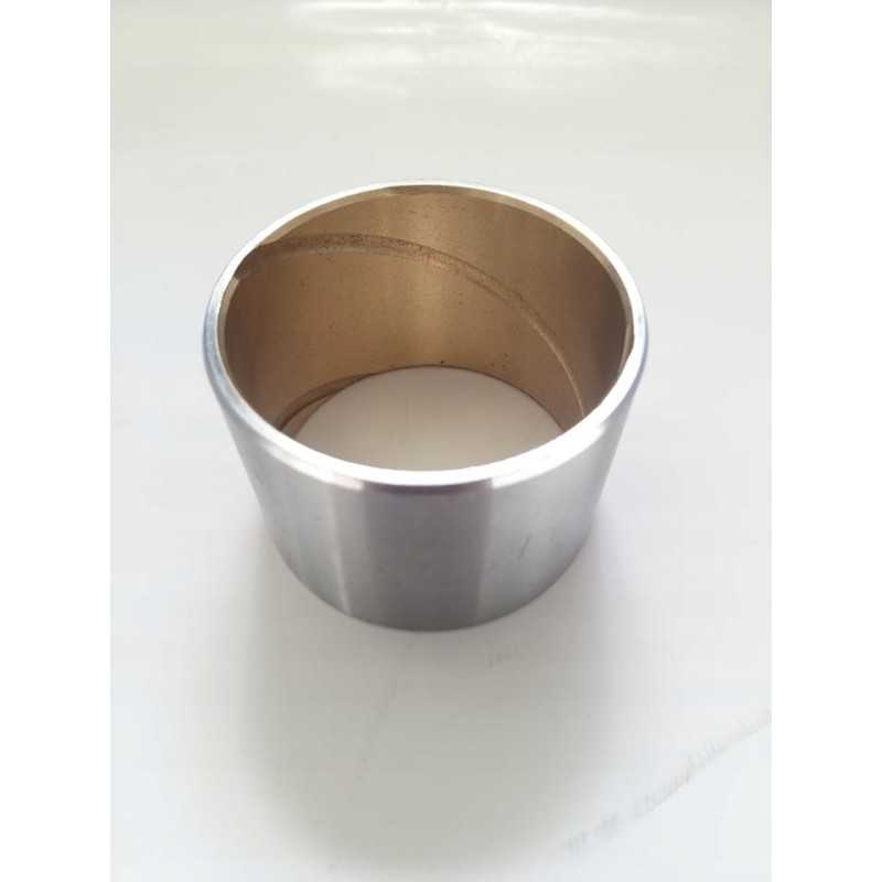 Claas Renault vairo guolio įvorė 6000103015