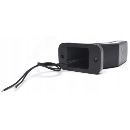 Priekinis, galinis ir dešinysis kairės pusės gabaritinis žibintas