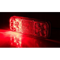 Mf massey fergusson traktoriaus galinis kombinuotas žibintas