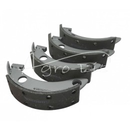 Stabdžių trinkelių rinkinys iš 4 vnt c 330 2xpriešais