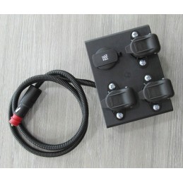 Cigarečių degiklio kištuko dėžutė 3x 3 kontaktų lizdas