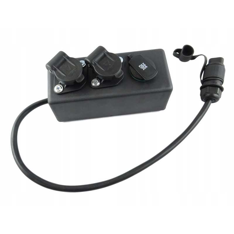 Dėžutė 2x 3 kontaktų cigarečių degiklio lizdui