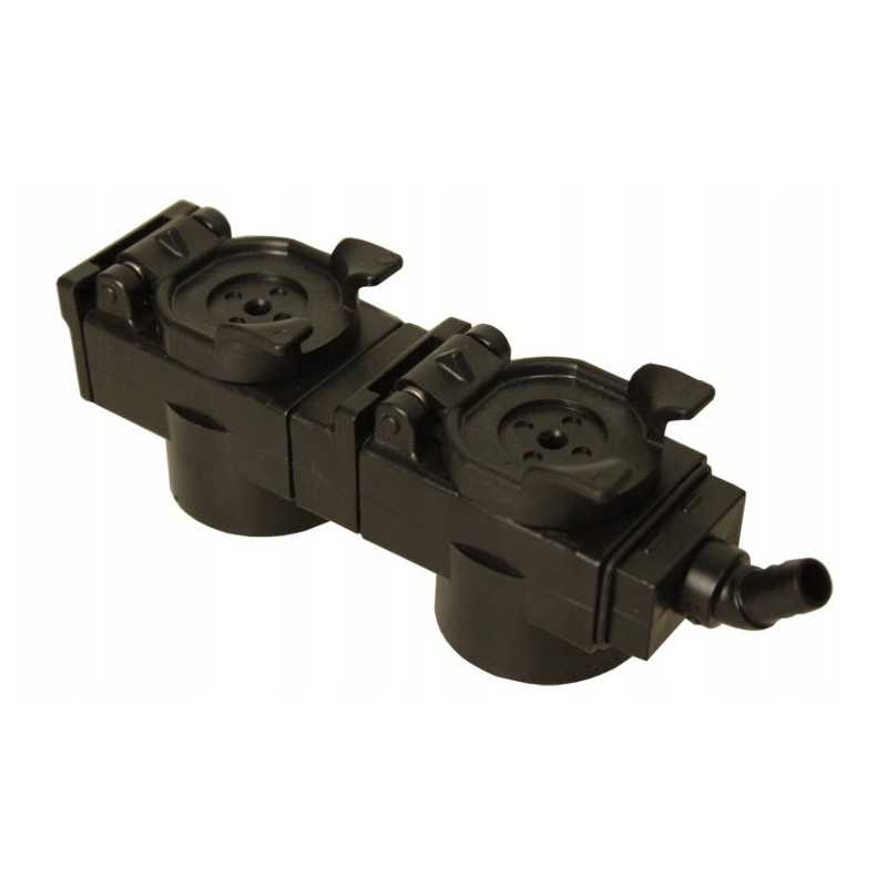 Alyvos surinkimo sistemos tarv kampinė jungtis