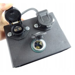 Dėžutė 2x 3 kontaktų cigarečių degiklio lizdui