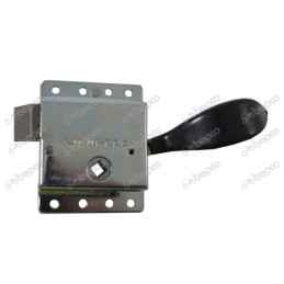 1888144m91 spynos dešinės pusės dėklas ih ford