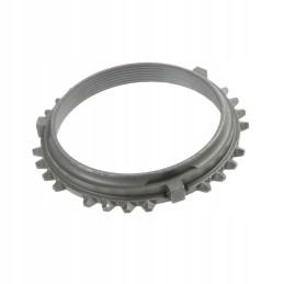 Fendt sinchronizatoriaus žiedo 199110080210 keitimas