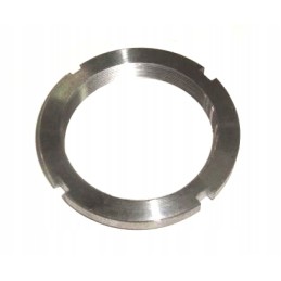 Diferencialo veržlė c 330