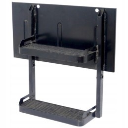 Zetor laipsnio kabina, kairėje čekų Zetor