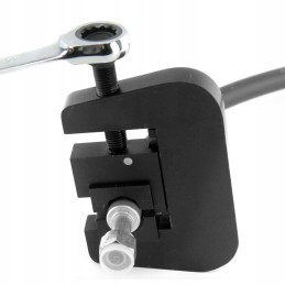 Įrankis automobilių oro kondicionavimo taisymui