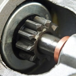 Starteris 12v 2 8kw 10t korpusas tarptautinis