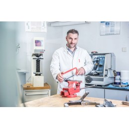 Sandarinimo žiedas yra pats granitas