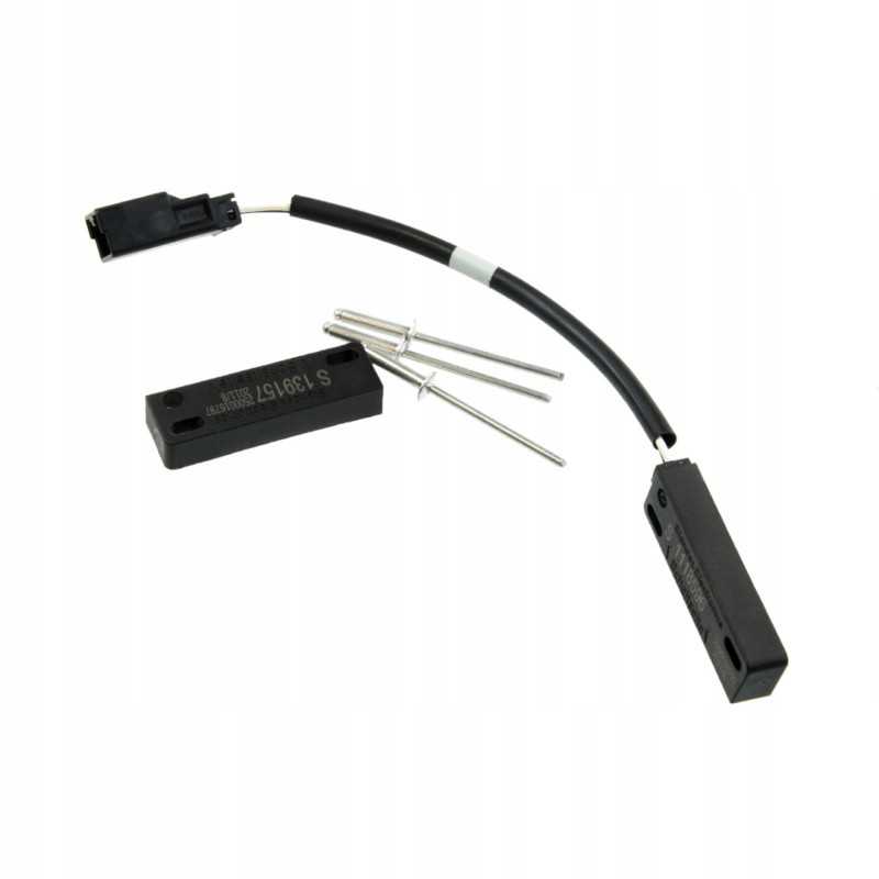 Operatoriaus buvimo jutiklis Massey Ferguson 390588