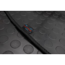 Kubota m6 m6002 m6 122 m6 132 m6 142 guminiai kilimėliai