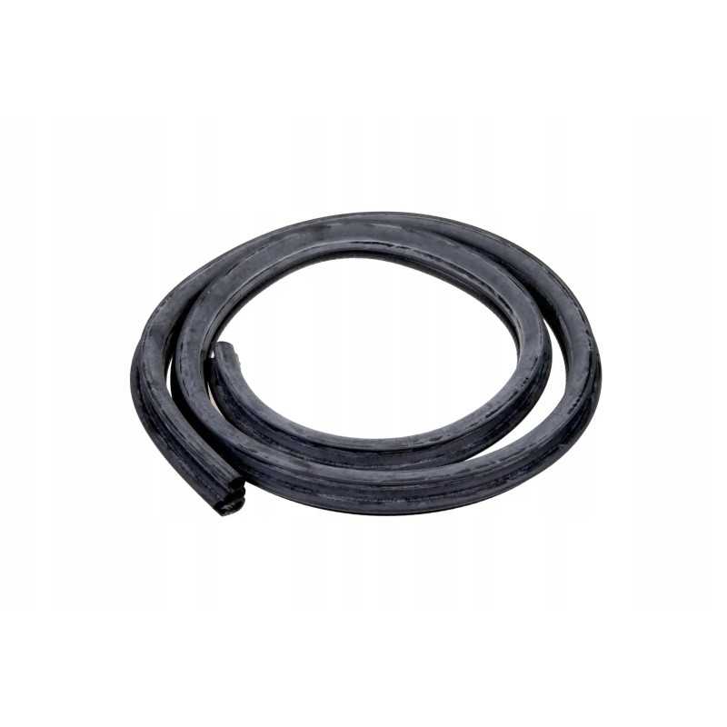 3783040m2 variklio gaubto tarpine