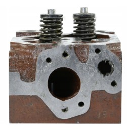 Sukomplektuota Zetor 3 4 cilindrų variklio galvutė