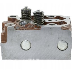 Sukomplektuota Zetor 3 4 cilindrų variklio galvutė