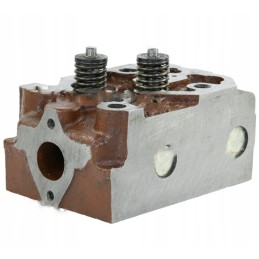 Sukomplektuota Zetor 3 4 cilindrų variklio galvutė