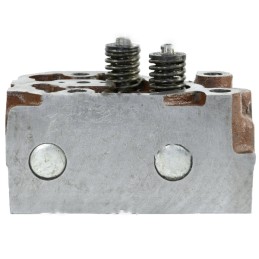 Sukomplektuota Zetor 3 4 cilindrų variklio galvutė