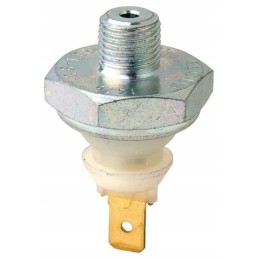 Zetor alyvos slėgio jutiklis 976647 86350972 apytiksl