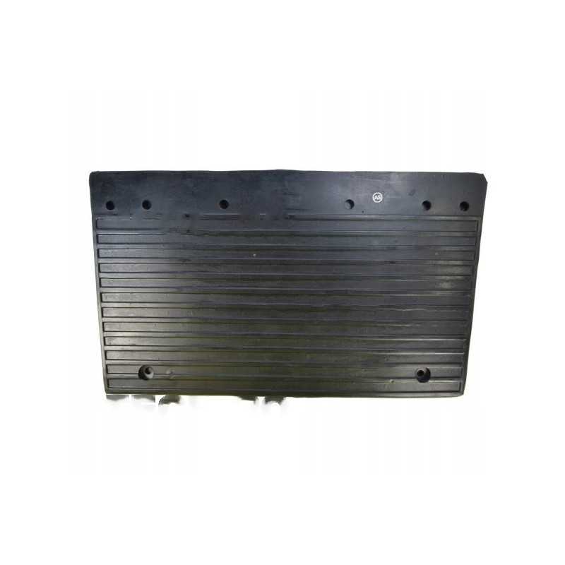 Guminis gaubtas, galinis purvasargis, skirtas mf3 4