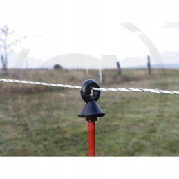 Atsarginis izoliatorius su kilpa plieniniam kuoliui