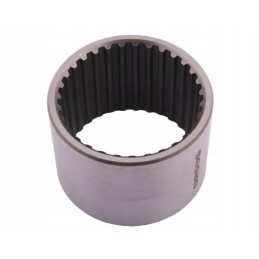 Ursus 6824 sinchronizuotos pavarų dėžės įvorė 1617893