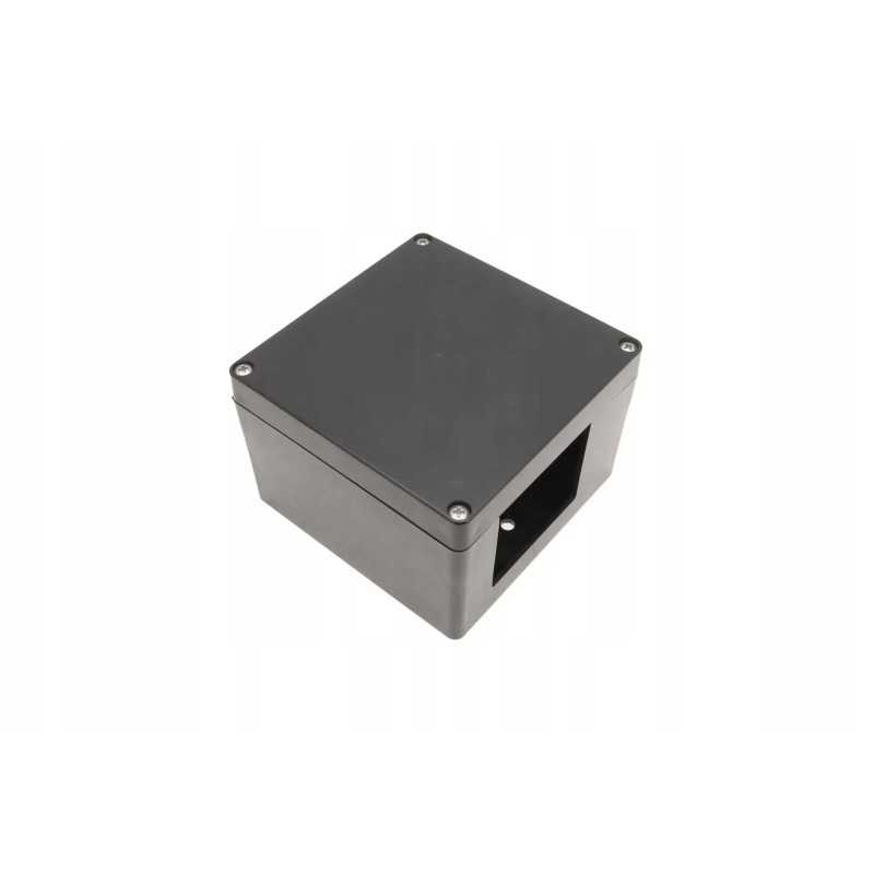 Cel00883 plastikinė dėžutė 120 x 120 x 80 mm