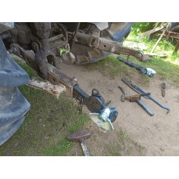 Trumpas kabliukas kairėje dešinėje Mtz Belarus