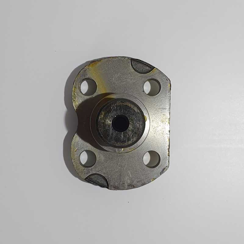 Apatinis kaištis Massey Ferguson 4700 5700