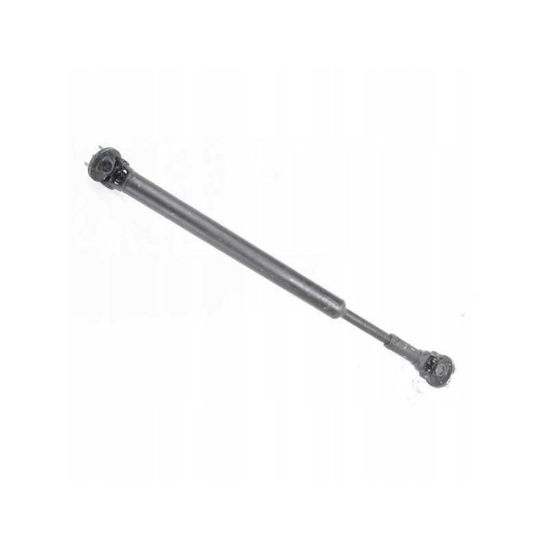 C 385 kardaninis velenas 137cm sk