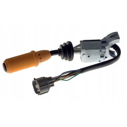 JCB ekskavatoriaus-krautuvo priekinis ir galinis pavaros jungiklis