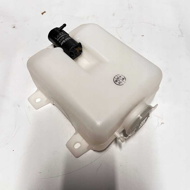 Volvo priekinio stiklo plovimo siurblys 14529143