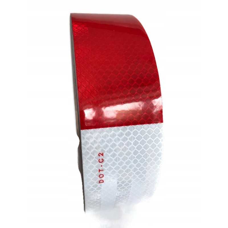 Šviesą atspindinti juosta su korio raštais