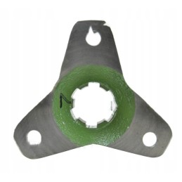 Pavara turi trijų svirčių jungtį ant kelių tipų