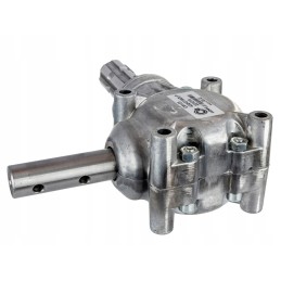 Trąšų barstytuvo kampinė pavara yra sustiprinta