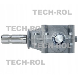 Dviguba kampinė barstytuvo pavara