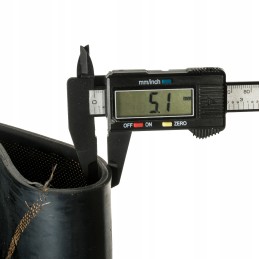 Trąšų barstytuvo juosta pjauna juostą