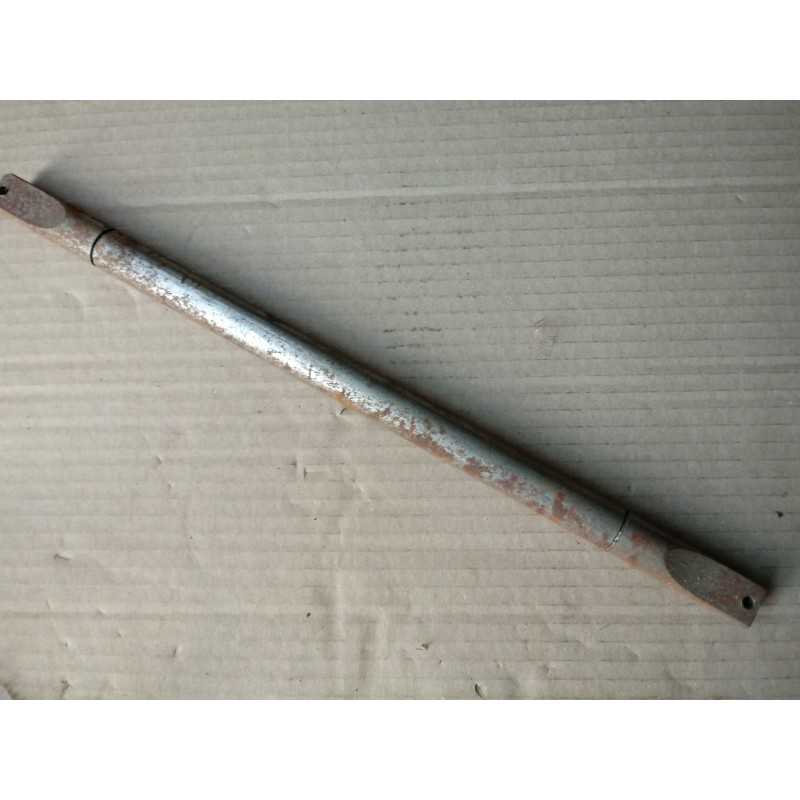 Būgno velenas įtempia nupjautus dalgių galus 2015010140