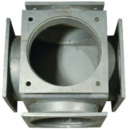 Daugiakryptė kryžminė jungtis su 5 skersiniais flanšais