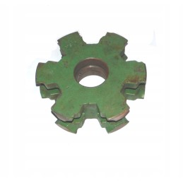 Titano priekinis lizdo ratas