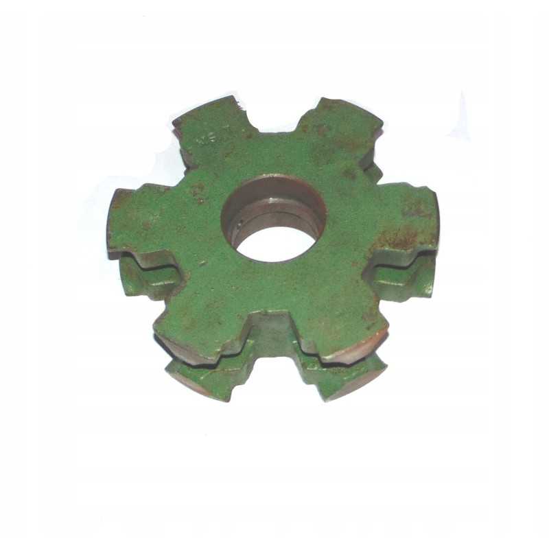 Titano priekinis lizdo ratas