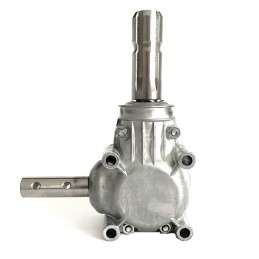 Trąšų barstytuvo kampinė pavara